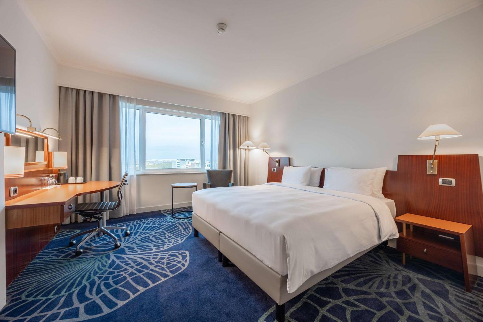 Radisson Blu Amsterdam Airport, Schiphol 4* Amsterdam Airport Schiphol